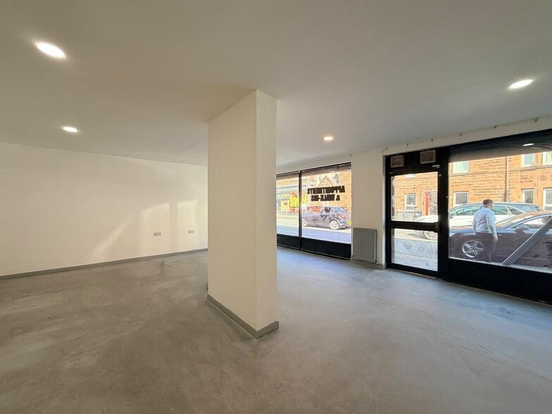 4 Macdowall St, Johnstone to rent - Building Photo - Image 1 of 6