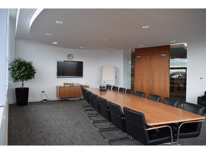 Forth St, Newcastle Upon Tyne to rent - Interior Photo - Image 3 of 16