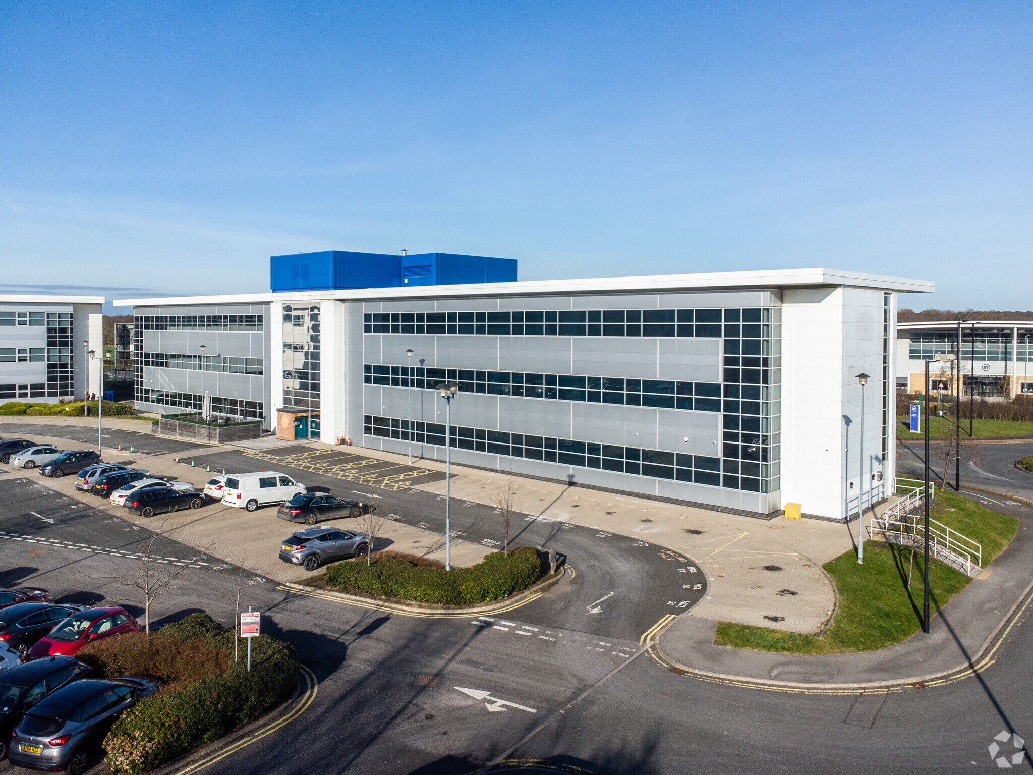 2 Gosforth Park Way, Newcastle Upon Tyne for sale Primary Photo- Image 1 of 1