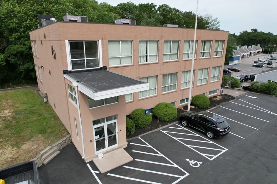 760 Chief Justice Cushing Hwy, Cohasset, MA for rent - Building Photo - Image 1 of 18