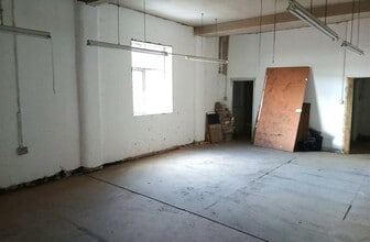 Lord St, Ashton Under Lyne to rent Interior Photo- Image 2 of 4