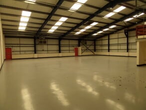 Heol Ty Gwyn Industrial Estate, Maesteg to rent Interior Photo- Image 2 of 2