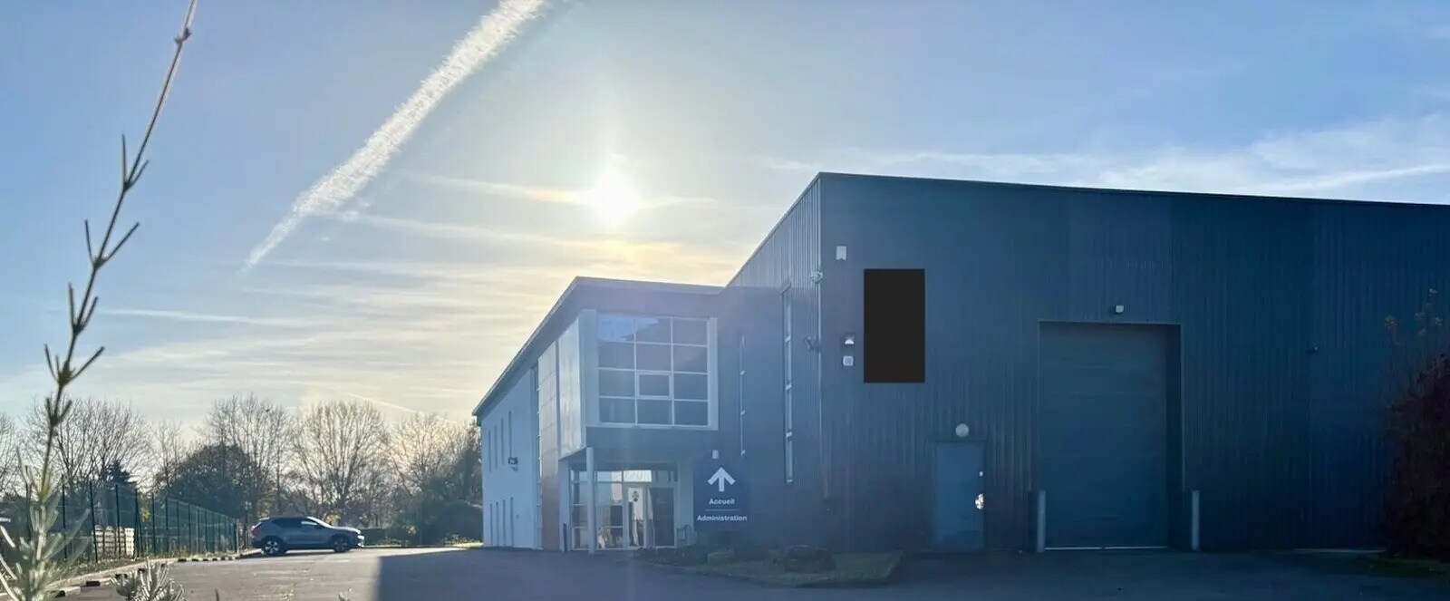 Light Industrial in Bouguenais for sale Building Photo- Image 1 of 24