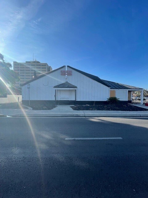 More details for 3017 Wilson Rd, Bakersfield, CA - Retail to Rent