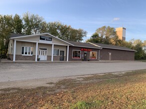 111 Hill St, Red Wing, MN for rent Building Photo- Image 1 of 46