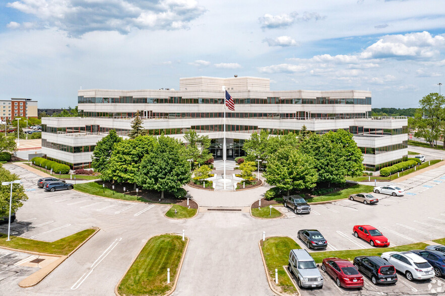 3401 Enterprise Pky, Beachwood, OH for rent - Building Photo - Image 1 of 17