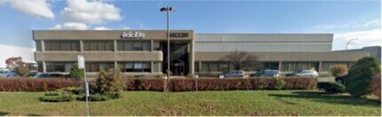 2825 Rue Brabant-Marineau, Montréal, QC to rent Building Photo- Image 1 of 1