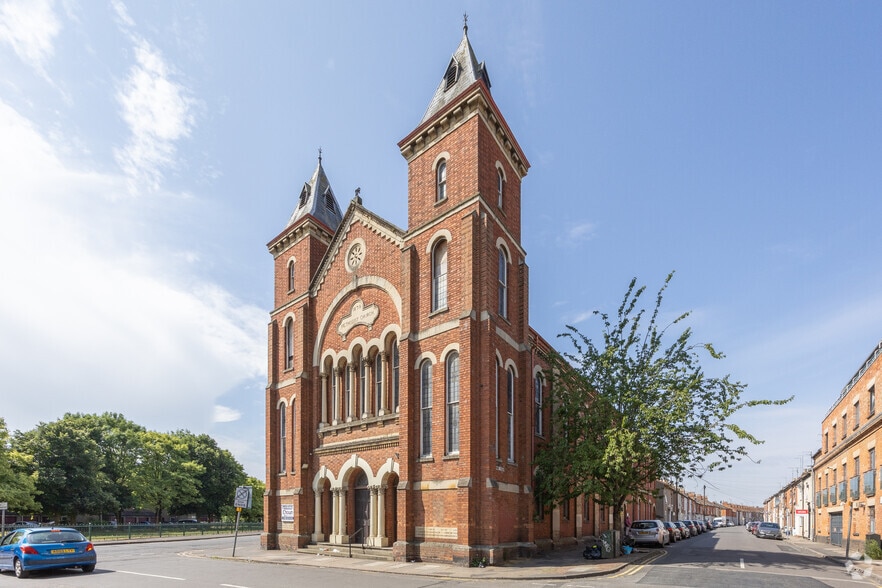 7-9 Kettering Rd, Northampton for sale - Building Photo - Image 3 of 4