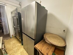 Retail in Barcelona, Barcelona to rent Interior Photo- Image 2 of 3