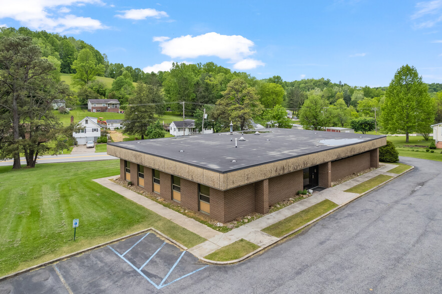 4579 Buckhannon Pike, Mount Clare, WV for sale - Building Photo - Image 1 of 1