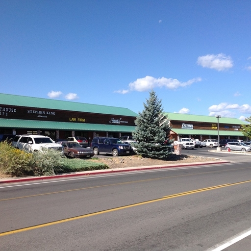 2910-2920 Riverside Dr, Susanville, CA for rent - Primary Photo - Image 1 of 14