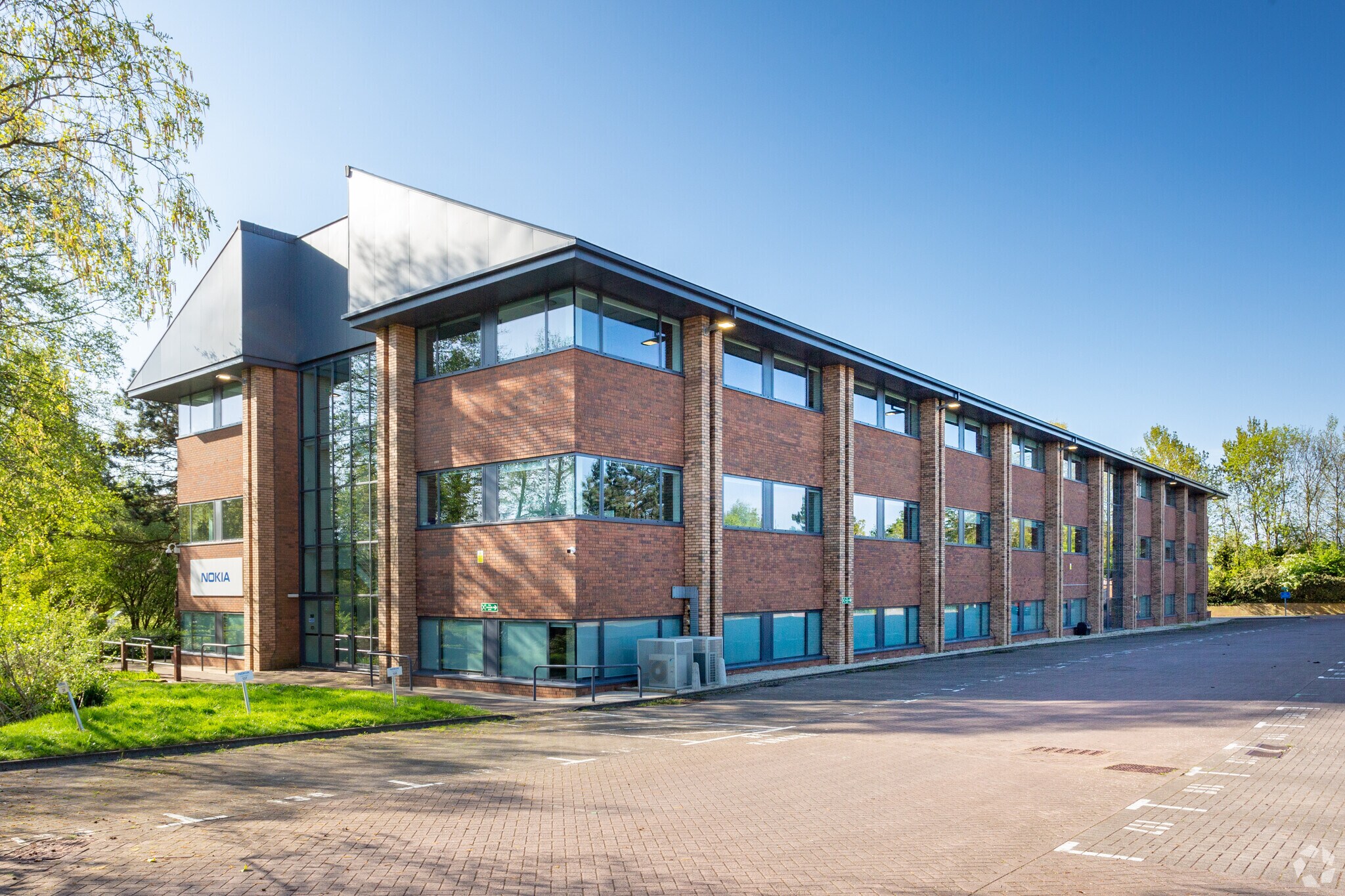 740 Waterside Dr, Almondsbury for sale Primary Photo- Image 1 of 1