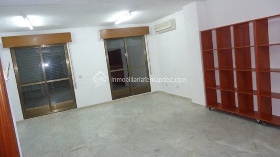 Office in Cáceres to rent - Building Photo - Image 1 of 5