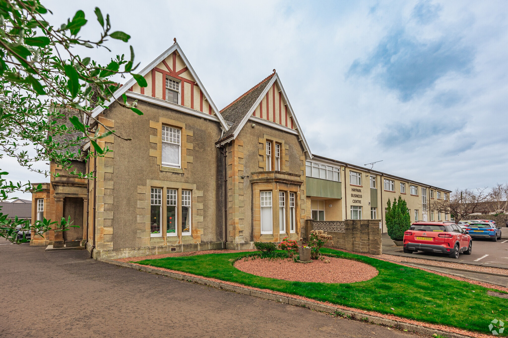Marchmont Ave, Polmont to rent Primary Photo- Image 1 of 29