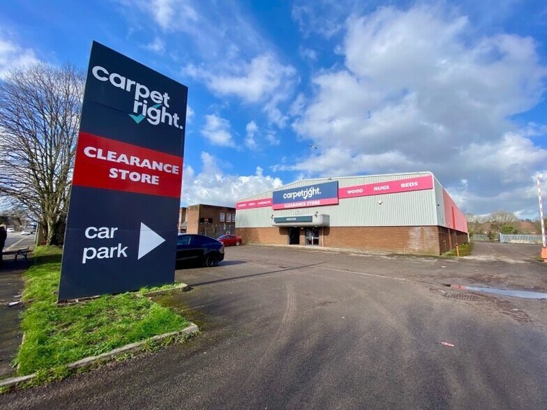 Port Rd, Newport for sale - Primary Photo - Image 1 of 1