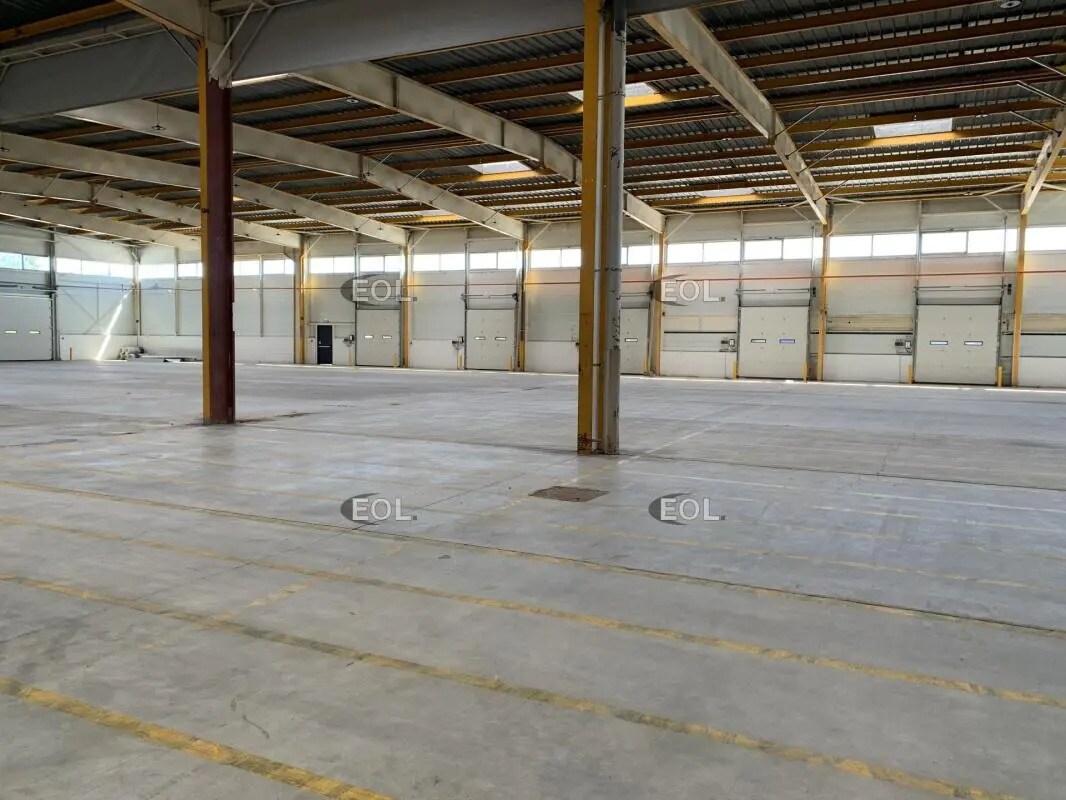 Industrial in Avignon to rent Interior Photo- Image 1 of 6