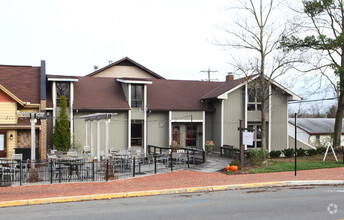 72 N High St, Dublin, OH for rent Primary Photo- Image 1 of 4