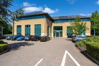 Whittington Rd, Worcester to rent Building Photo- Image 1 of 10