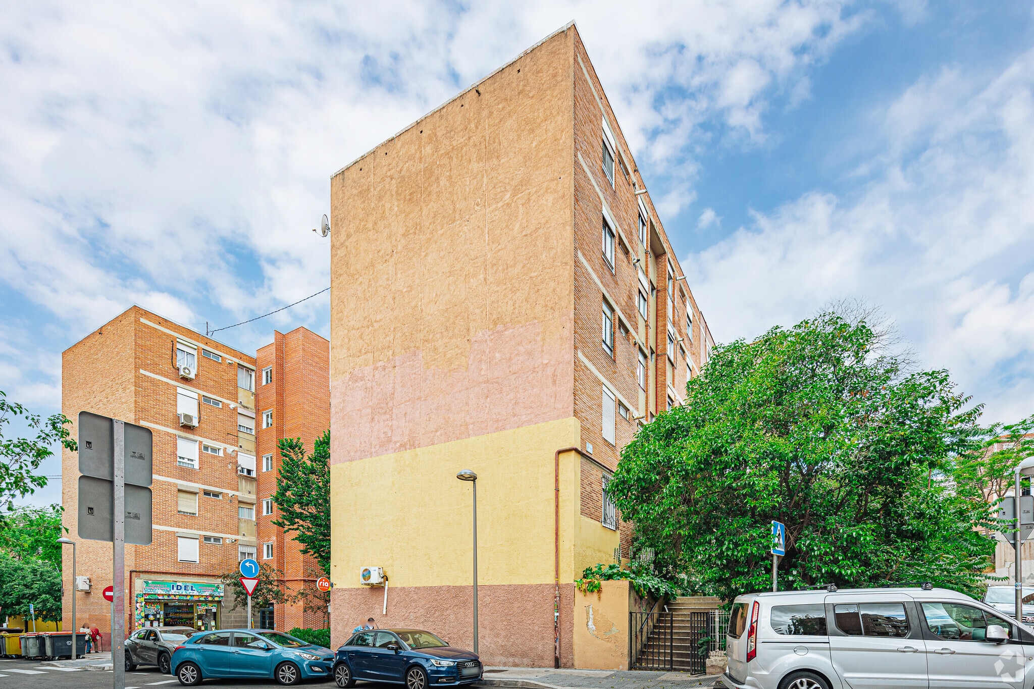 Build-to-Rent in Madrid, Madrid for sale Primary Photo- Image 1 of 3