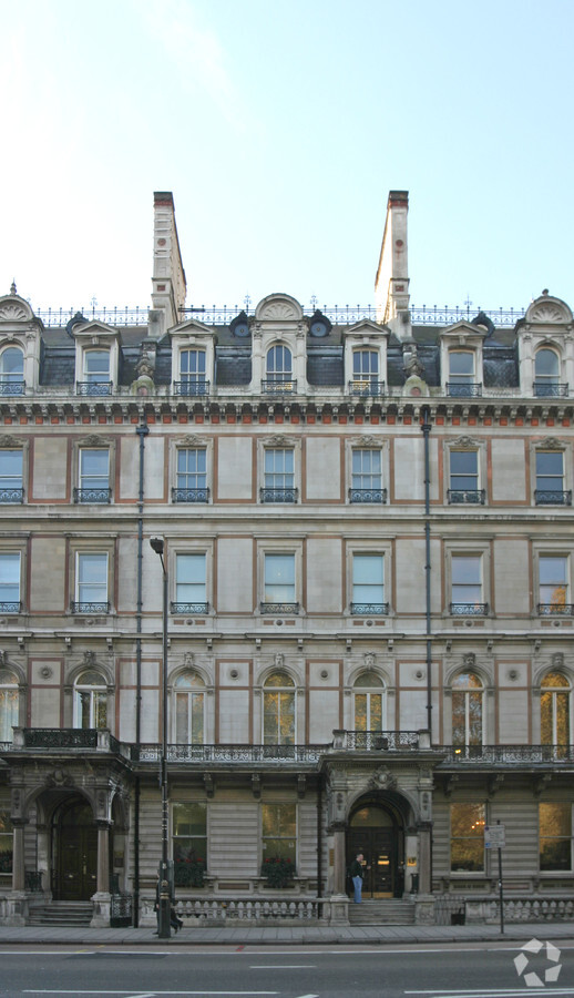 13 Grosvenor Pl, London, SW1X 7HH - Office for Lease | LoopNet UK