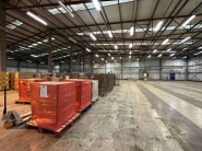 2 Bush Park, Plymouth to rent Interior Photo- Image 1 of 3