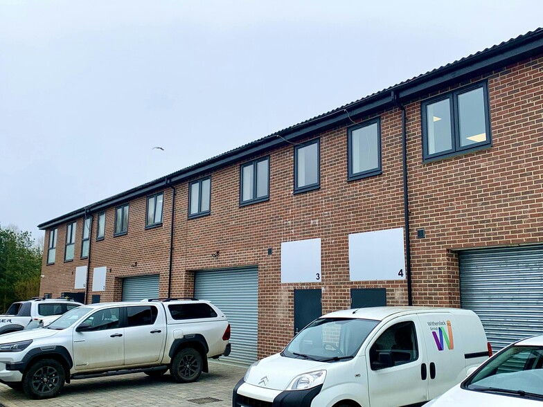 Gresley Road Peterlee SR8 2LU, Peterlee to rent - Building Photo - Image 1 of 9