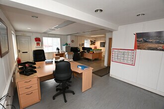 9 Broadleys Rd, Stirling to rent Interior Photo- Image 2 of 4