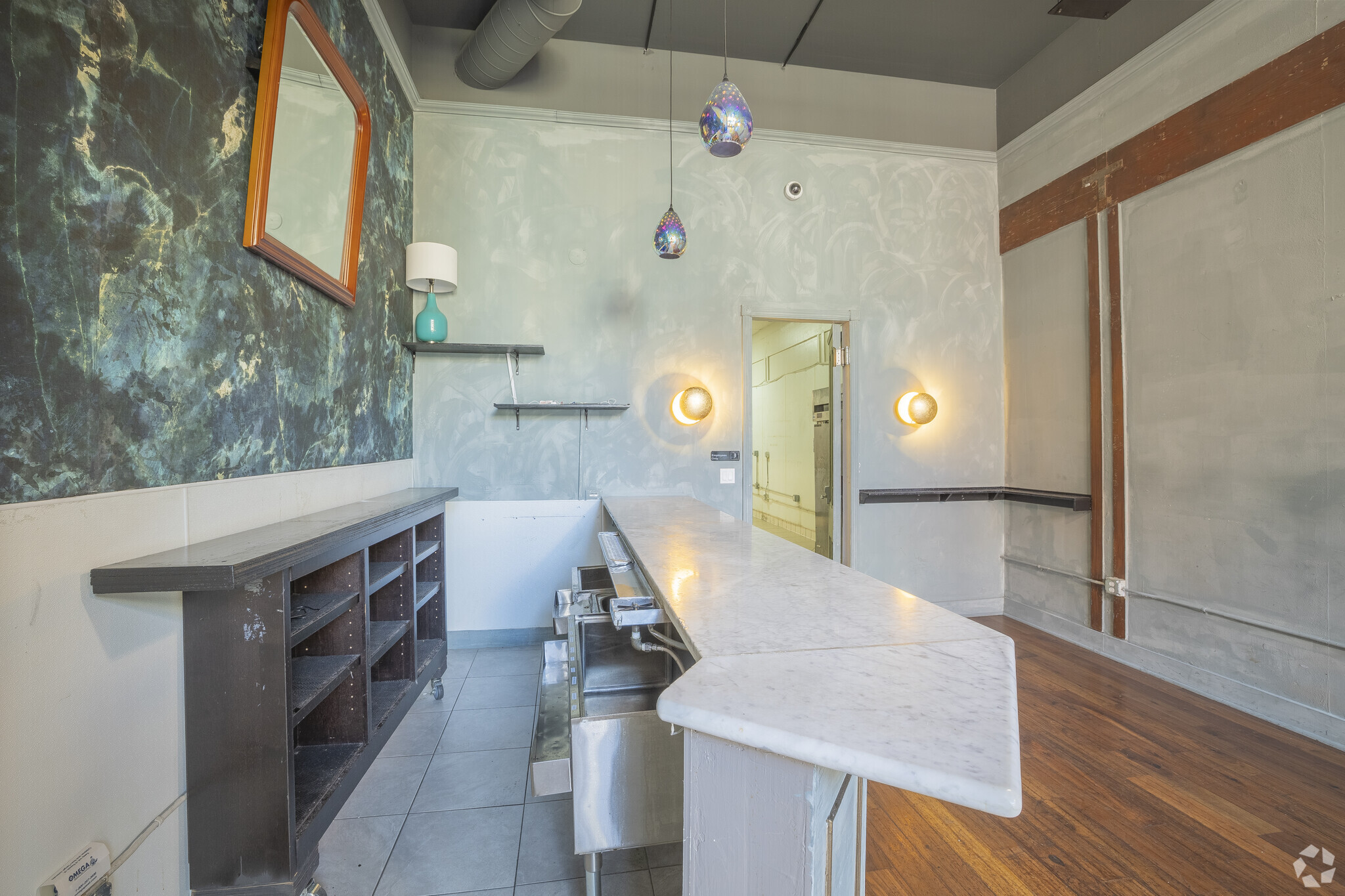 1901-1915 San Pablo Ave, Oakland, CA to rent Interior Photo- Image 1 of 10