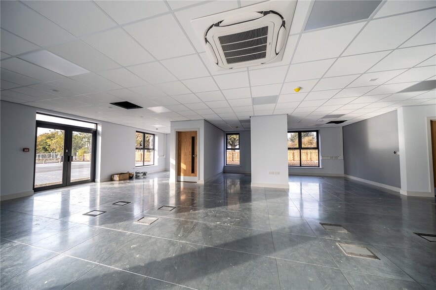 Meadowfield Av, Spennymoor to rent - Interior Photo - Image 2 of 4