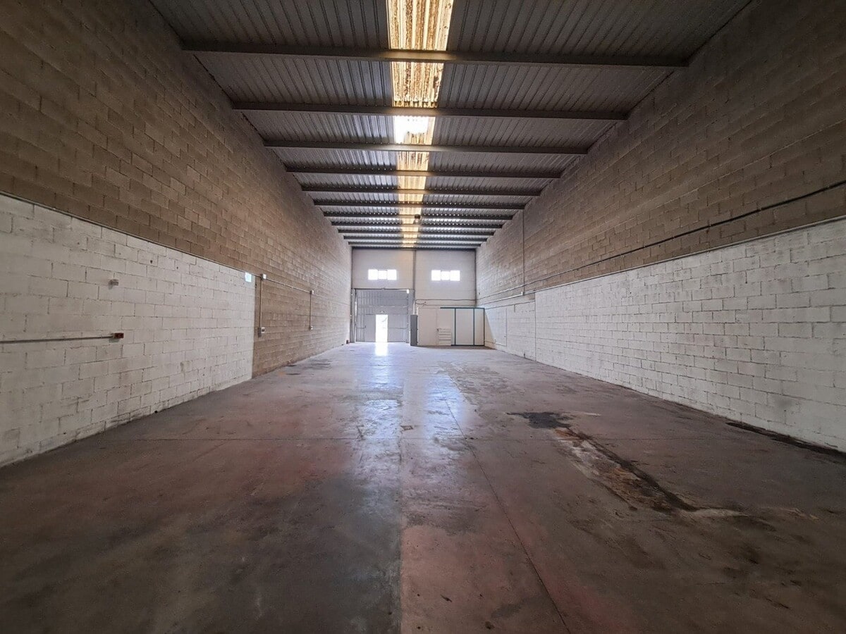 Igualada, BAR 08700 - - - Interior Photo - Image 1 of 4