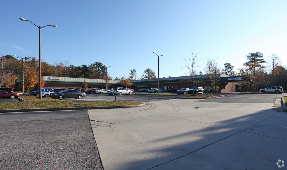 1570-1584 Williamson Rd, Griffin, GA for rent - Primary Photo - Image 1 of 7