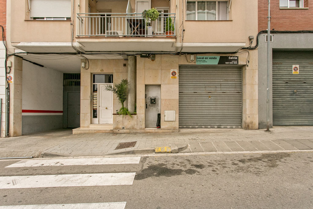 Terrassa, BAR 08223 - - - Floor Plan - Image 2 of 8
