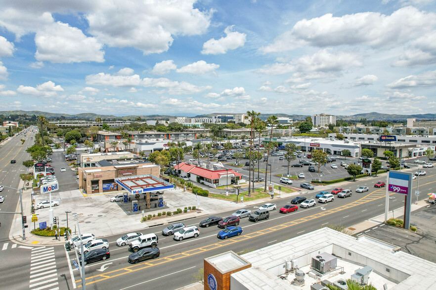 2403-2495 E Chapman Ave, Fullerton, CA for rent - Building Photo - Image 3 of 12