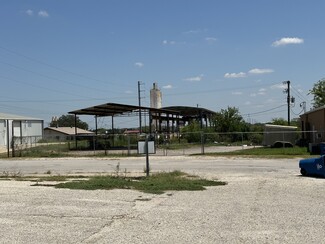 More details for 103 Turner Ln, Floresville, TX - Light Industrial for Rent