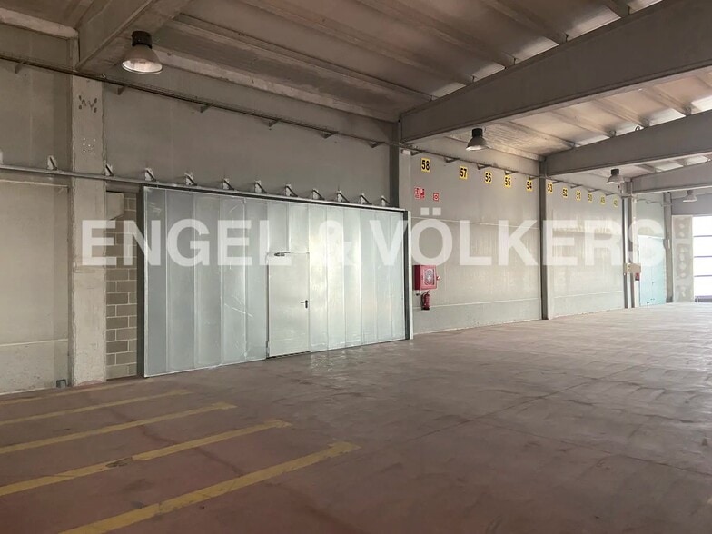 Industrial in Sant Boi de Llobregat, Barcelona for sale - Interior Photo - Image 3 of 5