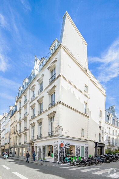 Retail in Paris to rent - Building Photo - Image 1 of 7