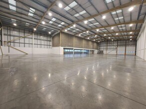 Dunfermline Ct, Milton Keynes to rent Interior Photo- Image 1 of 5