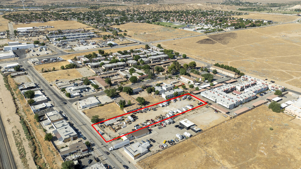 38223 6th St E, Palmdale, CA for sale - Aerial - Image 1 of 11