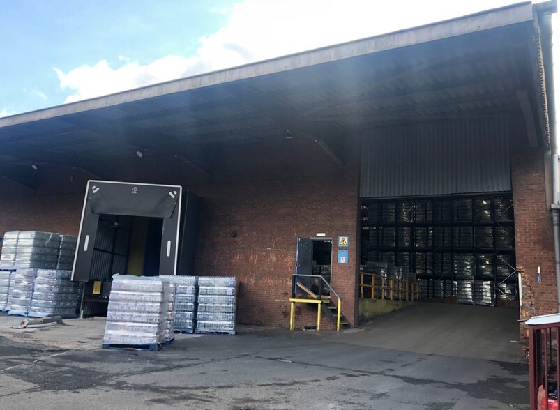 Cross Green, Allscott for sale - Primary Photo - Image 1 of 1