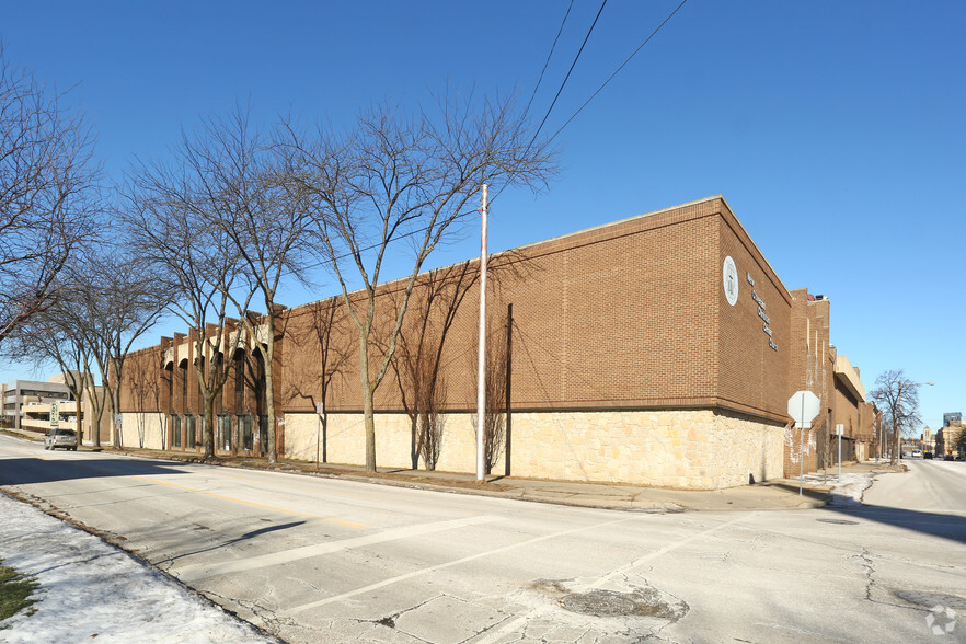 400 Federal Ave, Saginaw, MI for rent - Building Photo - Image 2 of 9