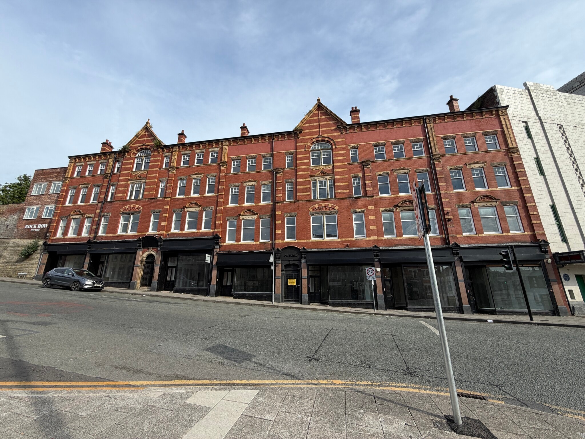 11-17 Mersey Sq, Stockport to rent Building Photo- Image 1 of 5
