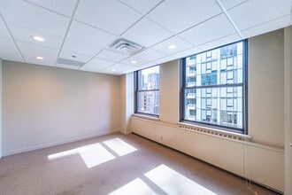 180 N Michigan Ave, Chicago, IL to rent Building Photo- Image 2 of 2