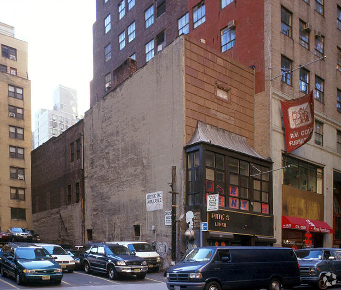 120 E 32nd St, New York, NY for sale - Building Photo - Image 1 of 1