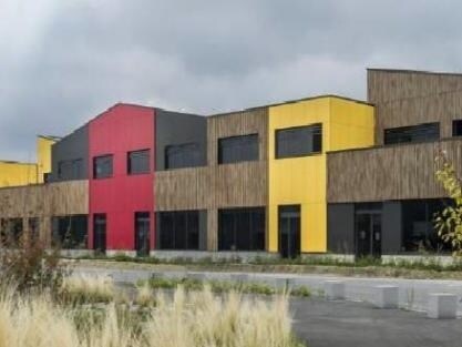 Industrial in Cormeilles-en-Parisis to rent Building Photo- Image 1 of 8