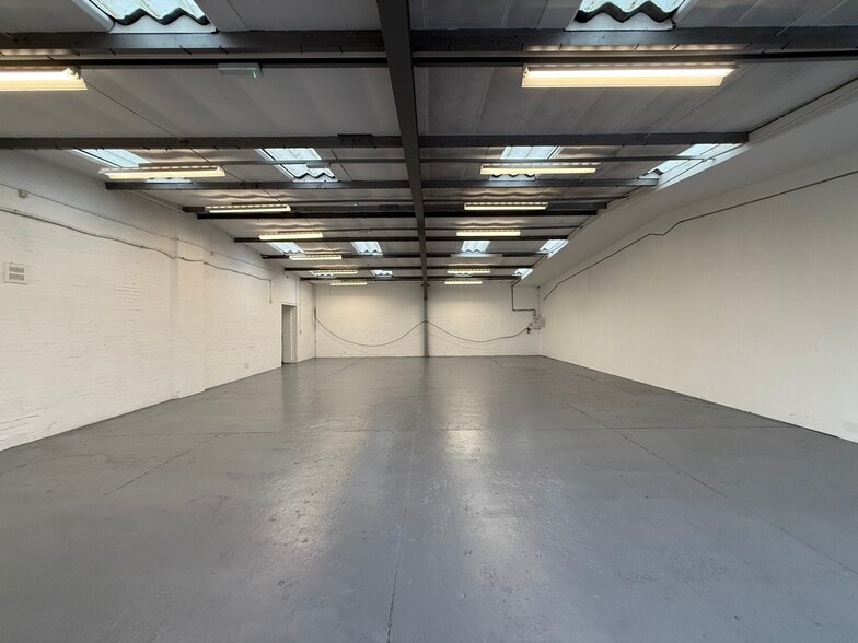 Durban Rd, Bognor Regis to rent - Building Photo - Image 3 of 3