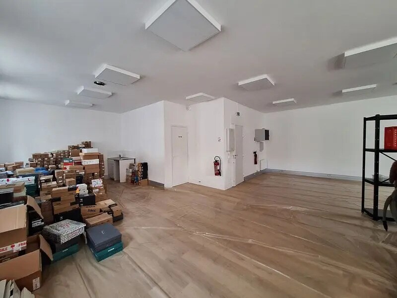 5-7 Rue Fenelon, Bordeaux to rent Interior Photo- Image 1 of 8