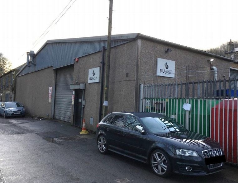 Calder St, Greetland for sale - Primary Photo - Image 1 of 1