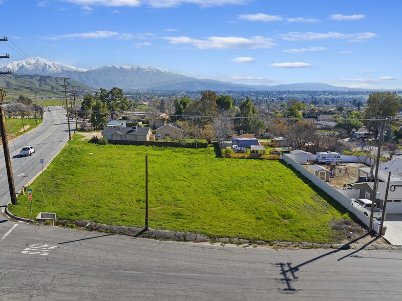 31951 Yucaipa Blvd, Yucaipa, CA for sale - Primary Photo - Image 1 of 13