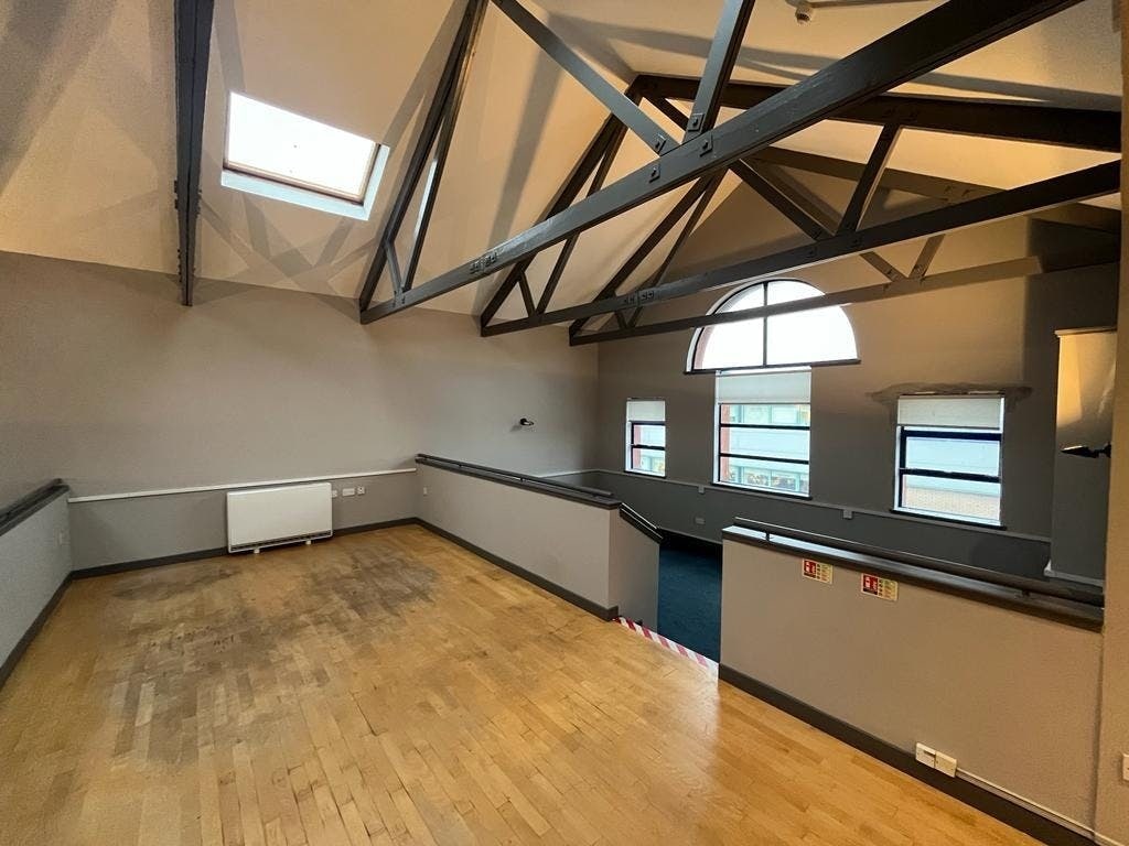 90 Seaward St, Glasgow to rent Building Photo- Image 1 of 8