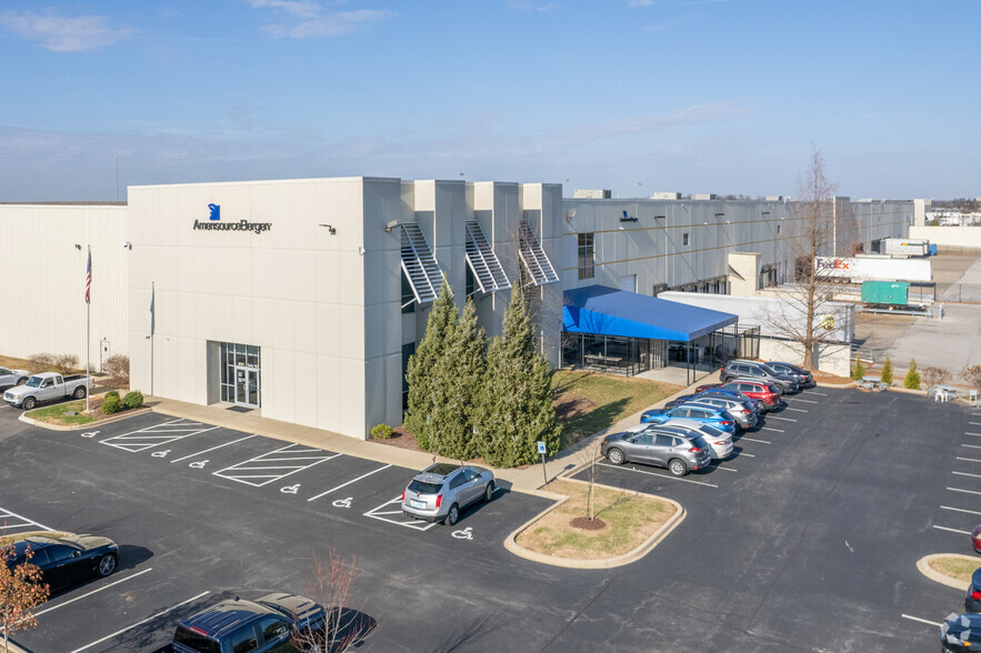 6001 Global Distribution Way, Louisville, KY for sale - Building Photo - Image 1 of 1